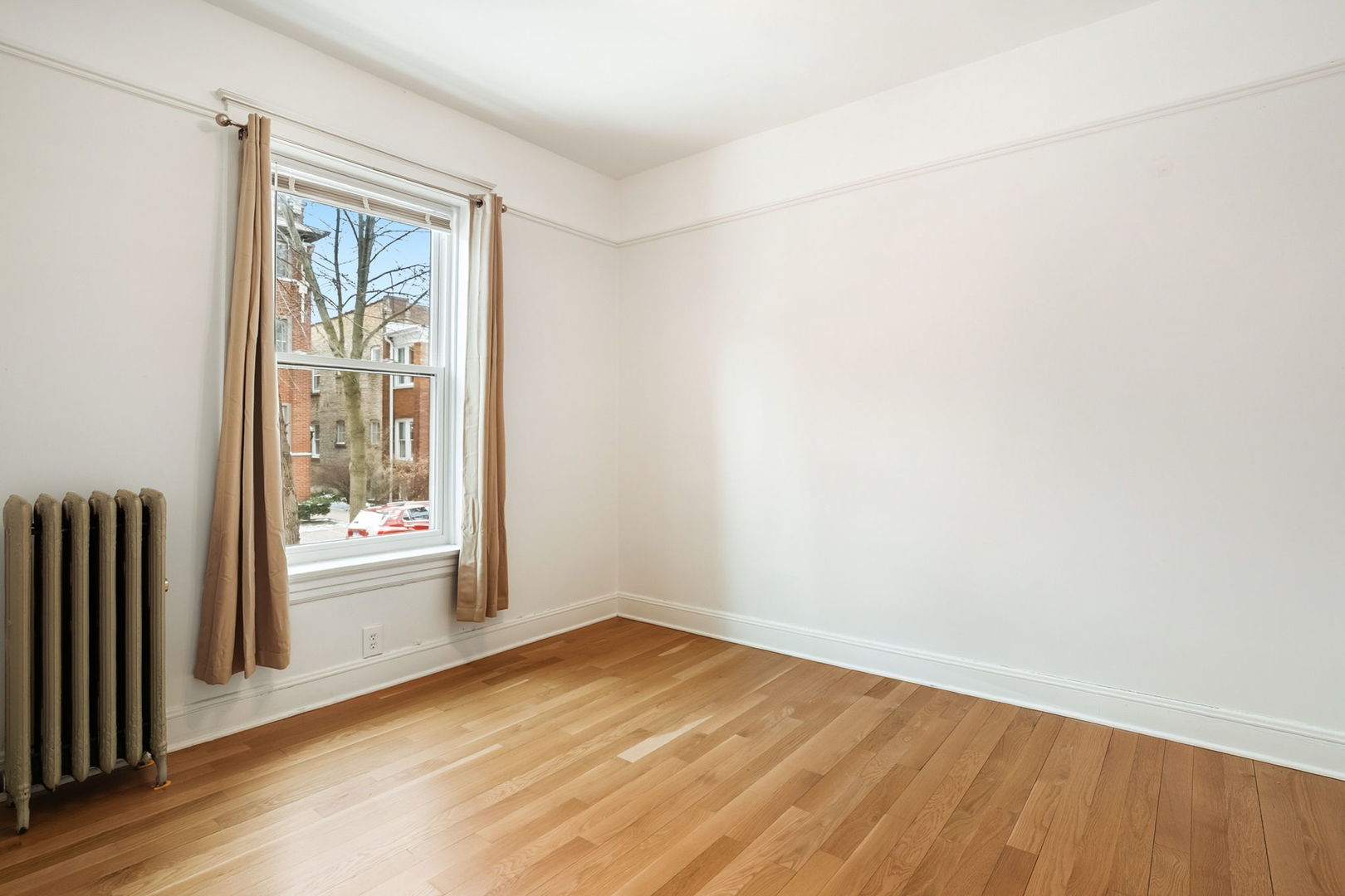 1248 W Thorndale Avenue Unit: 1E