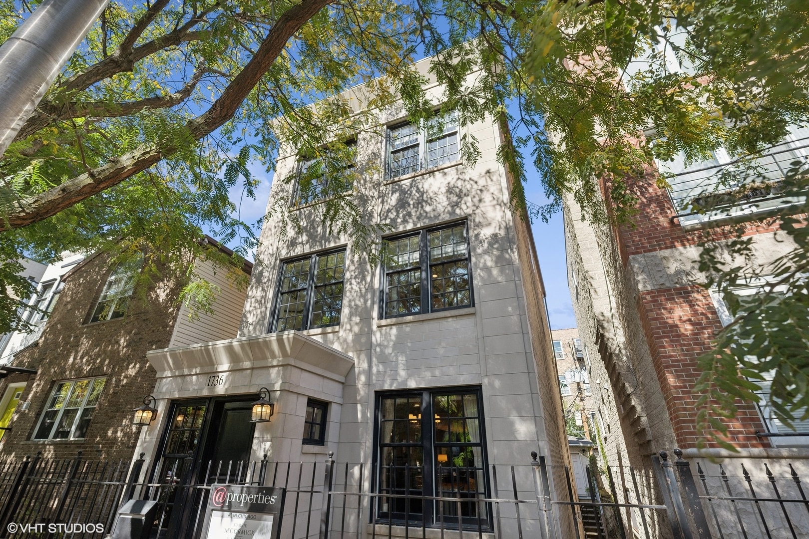 1736 W Pierce Avenue