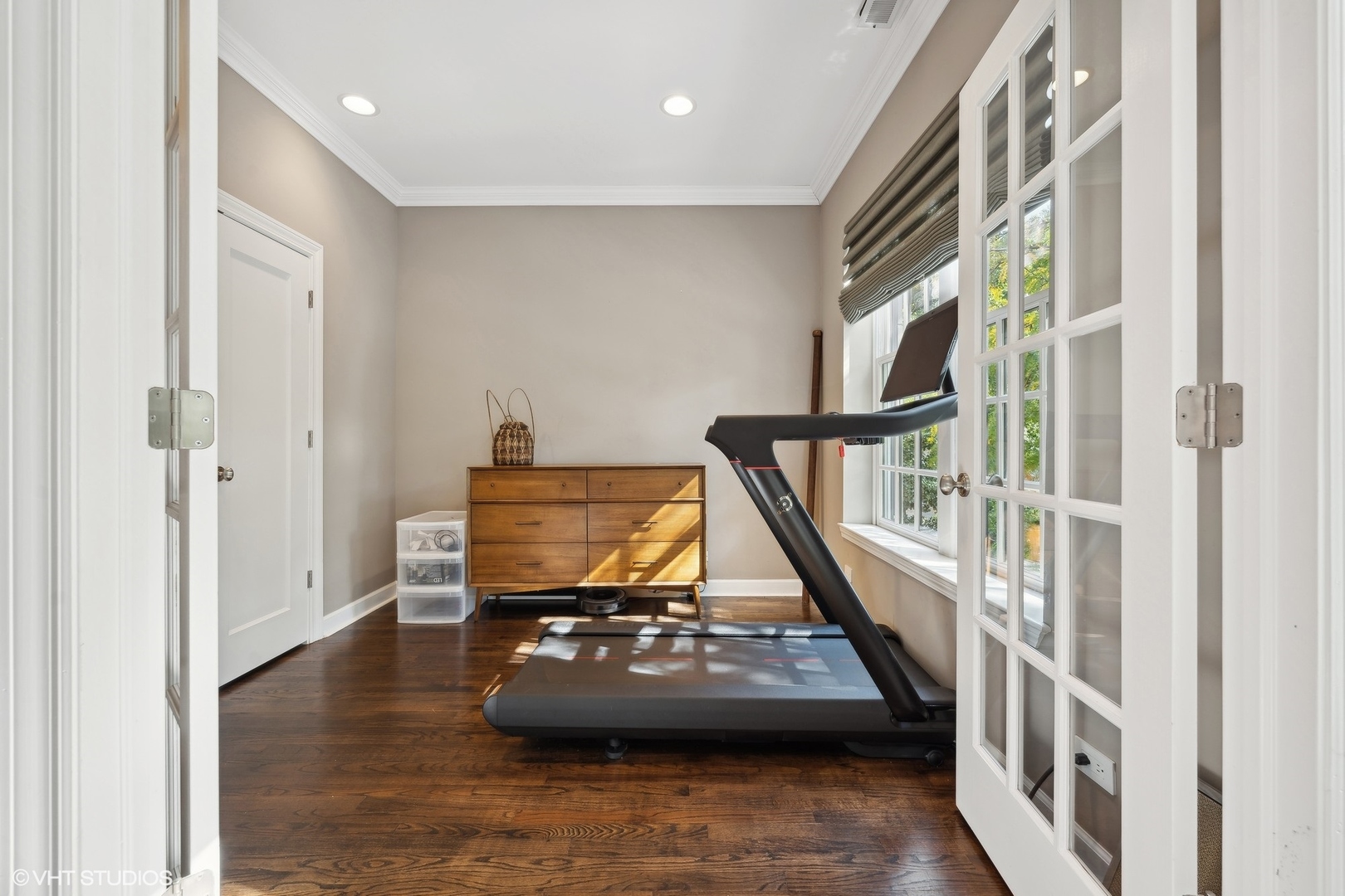 1736 W Pierce Avenue