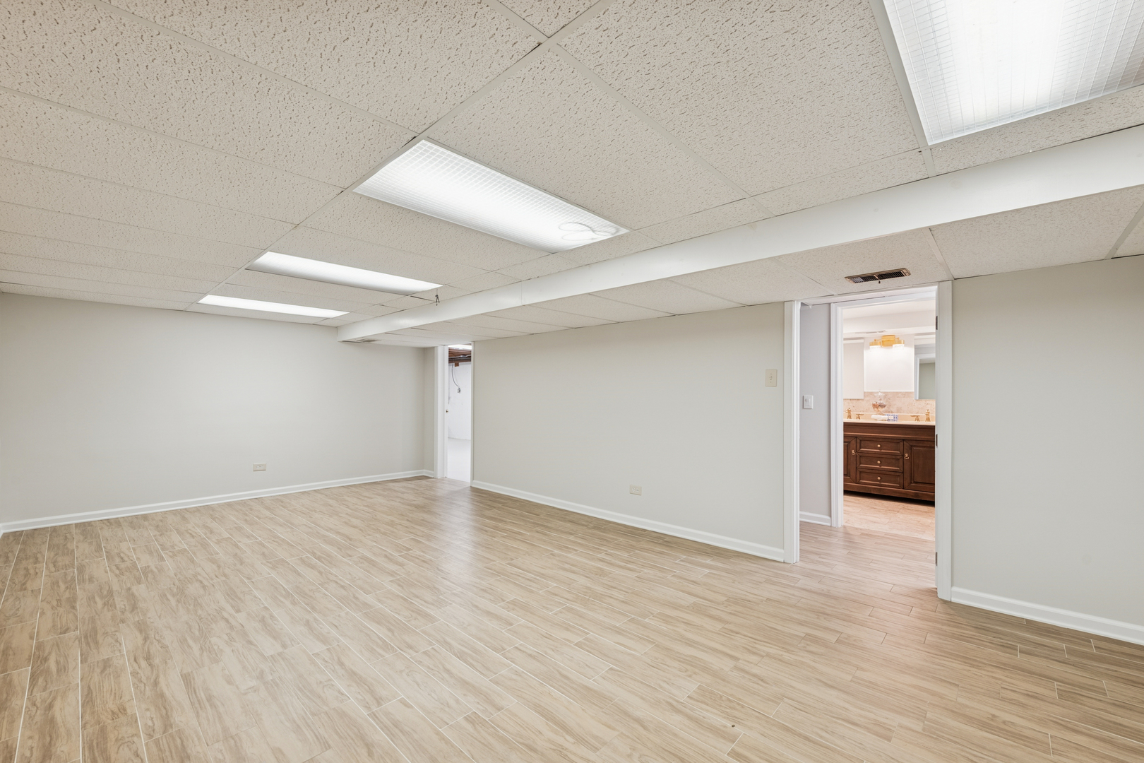 3018 Indianwood Road