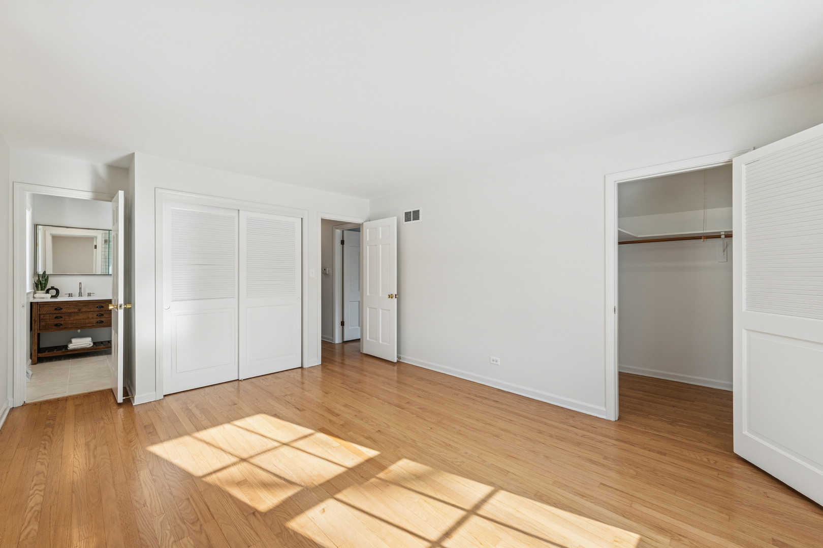 3018 Indianwood Road