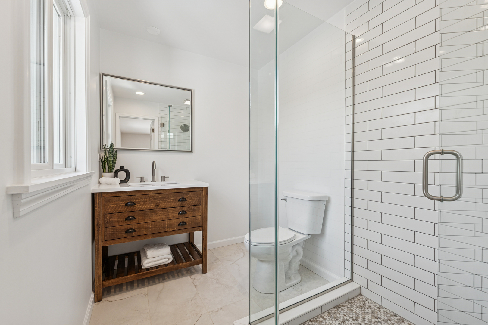 3018 Indianwood Road