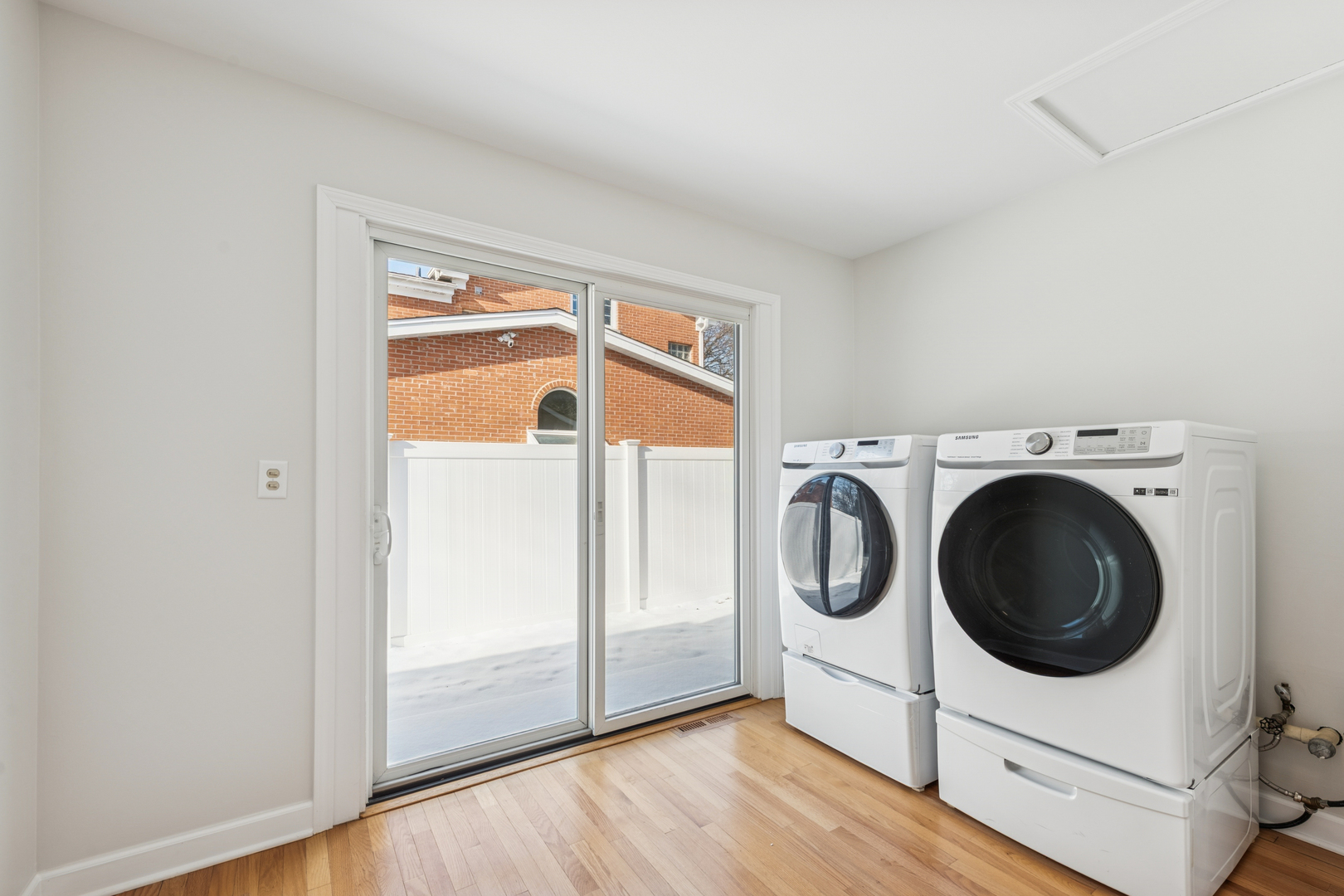 3018 Indianwood Road