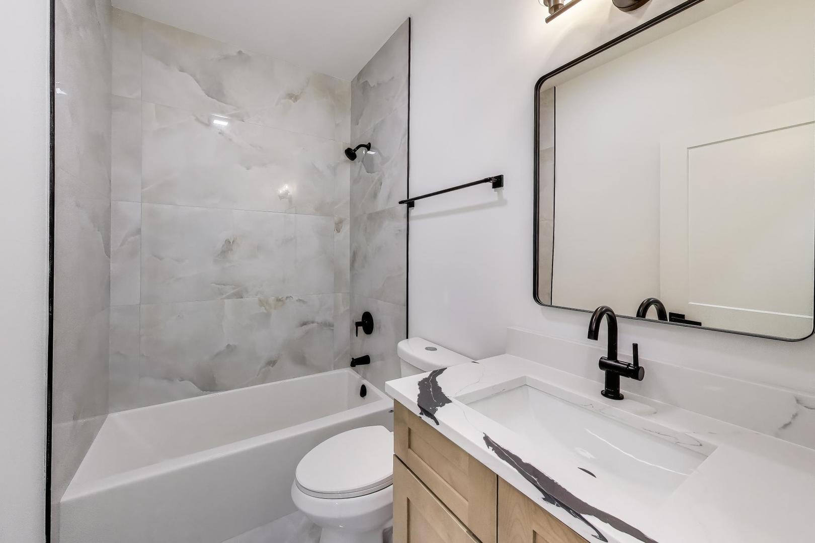 3445 W Walnut Street