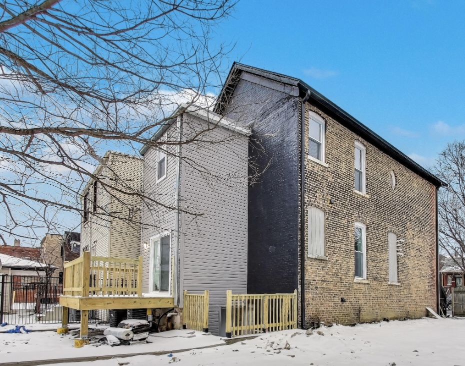 3445 W Walnut Street