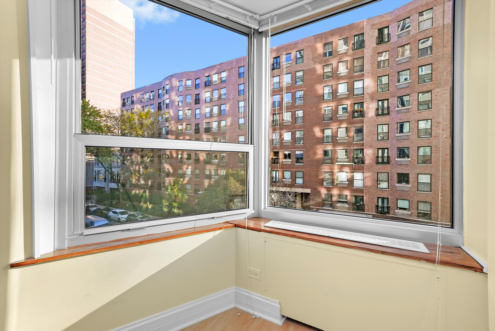 720 W Gordon Terrace Unit: 3B