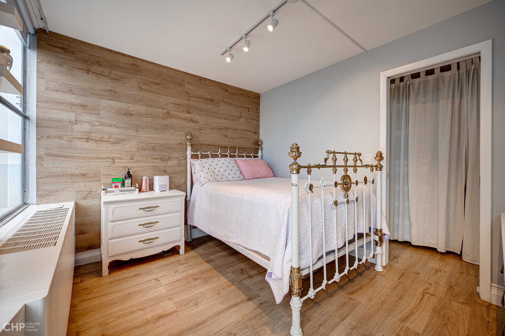 5757 N Sheridan Road Unit: 10G