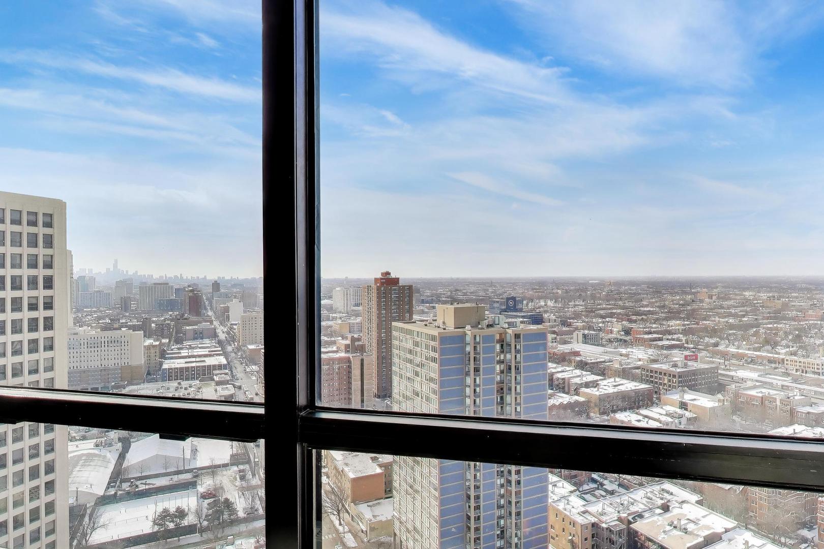 5415 N Sheridan Road Unit: 3203