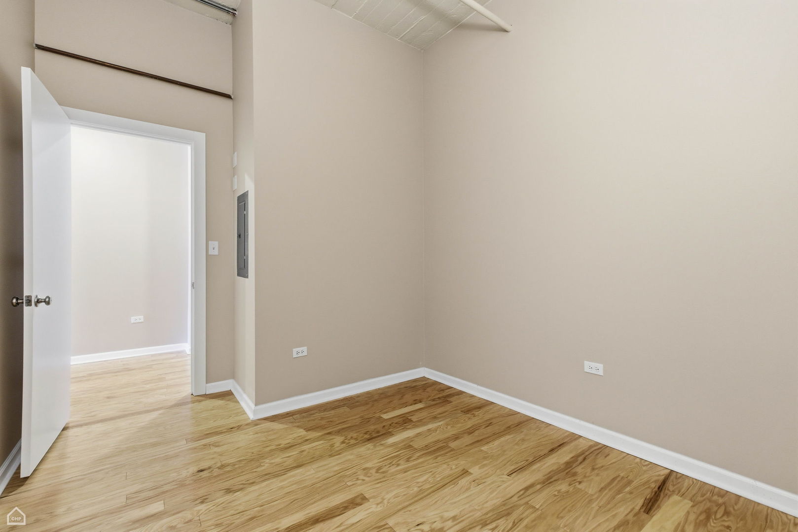 1550 S Blue Island Avenue Unit: 1106