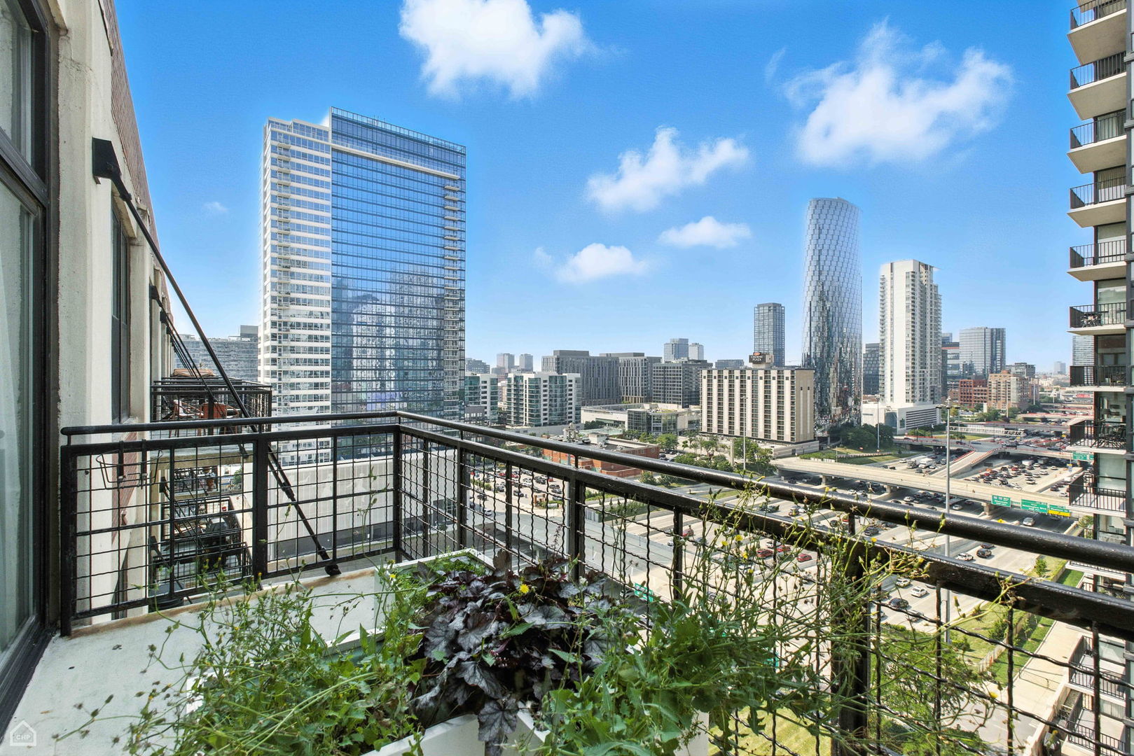 728 W Jackson Boulevard Unit: 1206