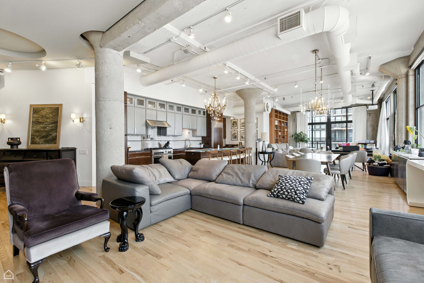 728 W Jackson Boulevard Unit: 1206