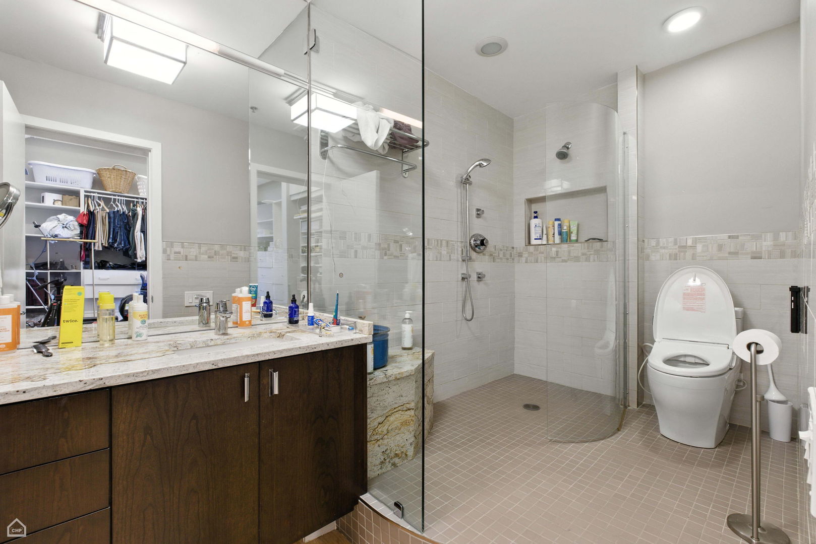 728 W Jackson Boulevard Unit: 1206