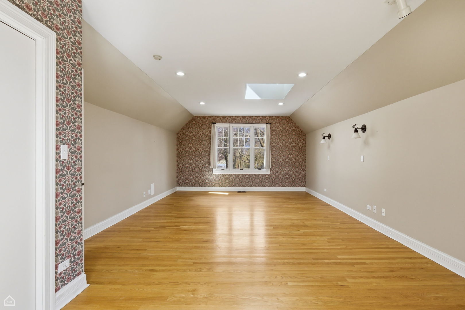 98 Williamsburg Road