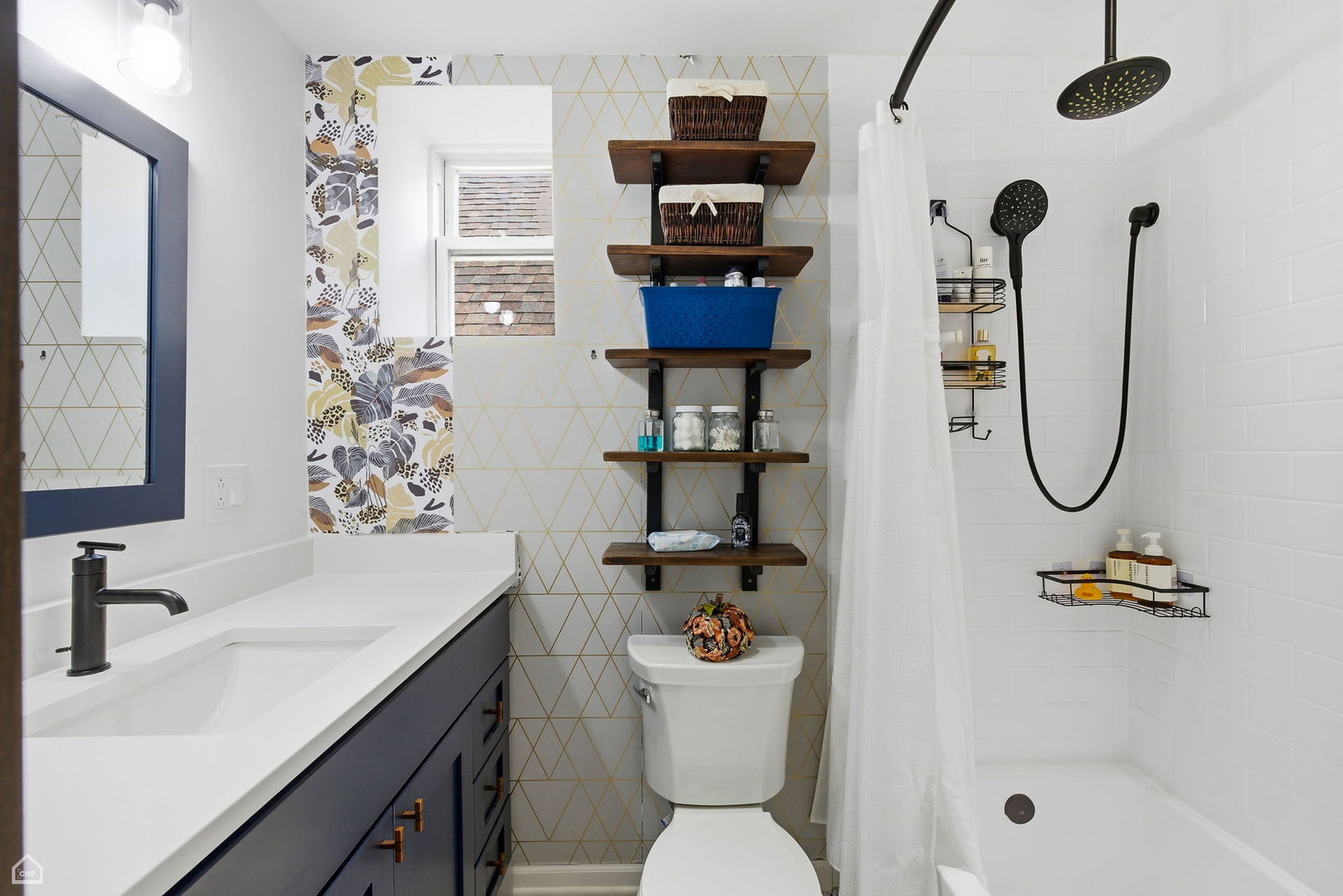 1811 W 17th Street Unit: 303