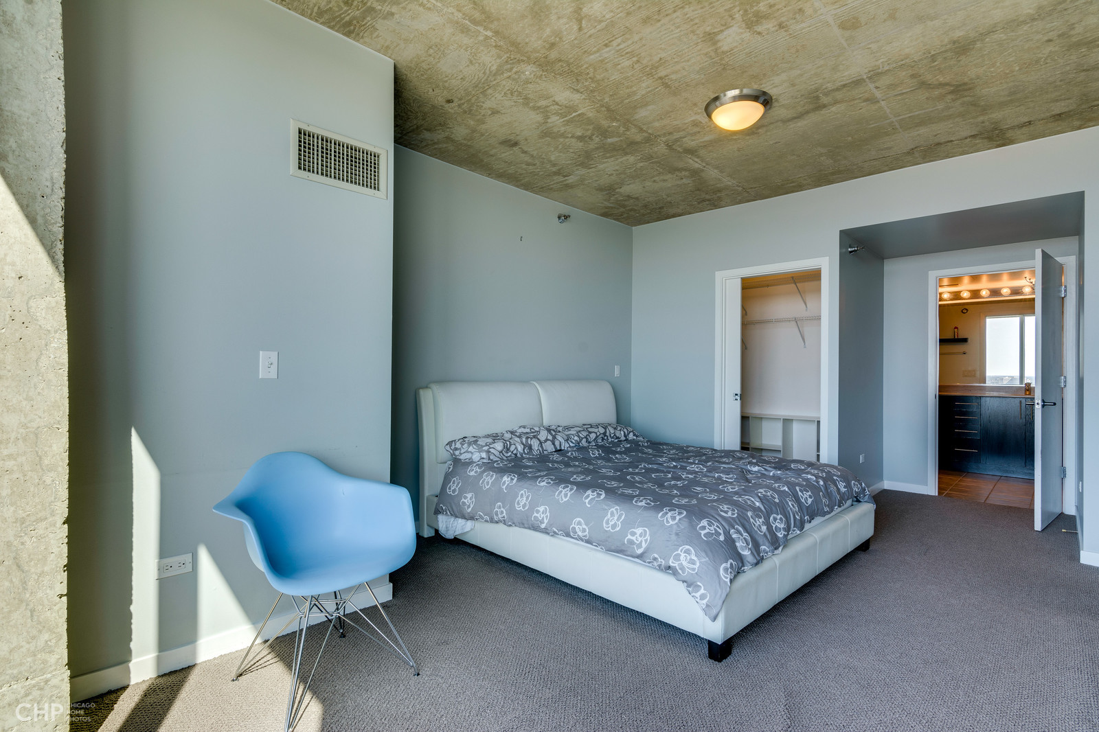 611 S Wells Street Unit: 2907