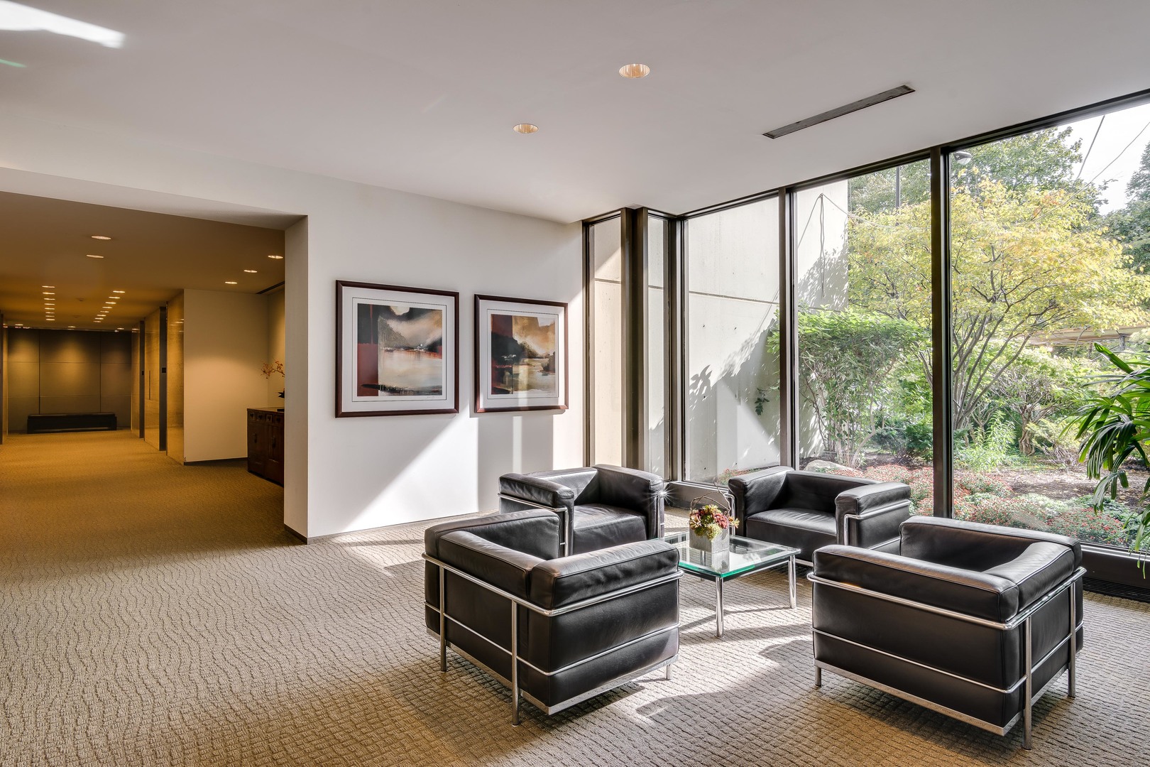 2800 N Lake Shore Drive Unit: 3209