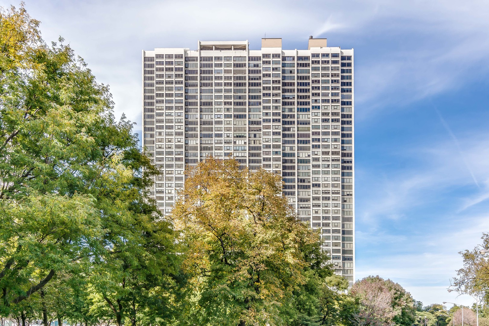2800 N Lake Shore Drive Unit: 3209