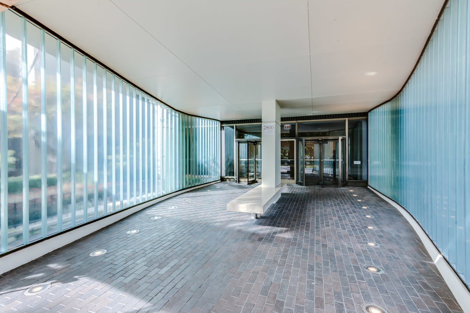 2800 N Lake Shore Drive Unit: 3209