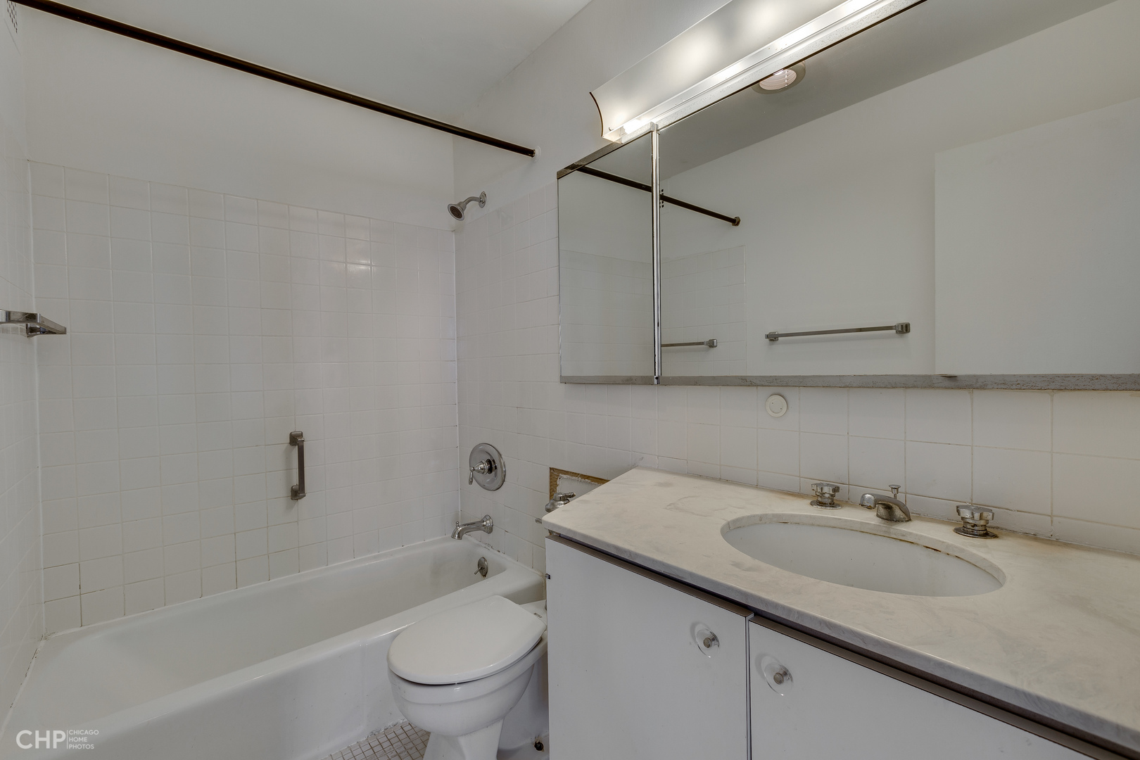 2800 N Lake Shore Drive Unit: 3209