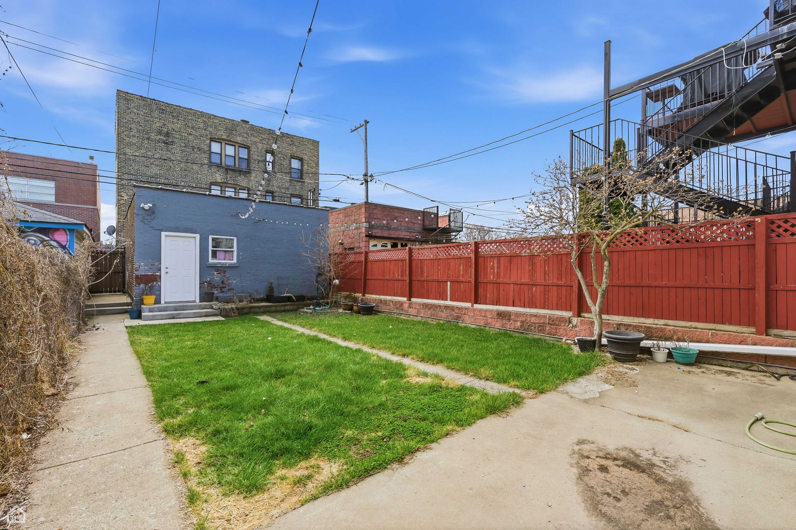 2523 W Chicago Avenue Unit: 1