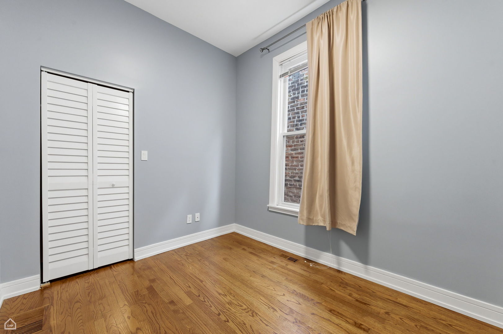 2523 W Chicago Avenue Unit: 2