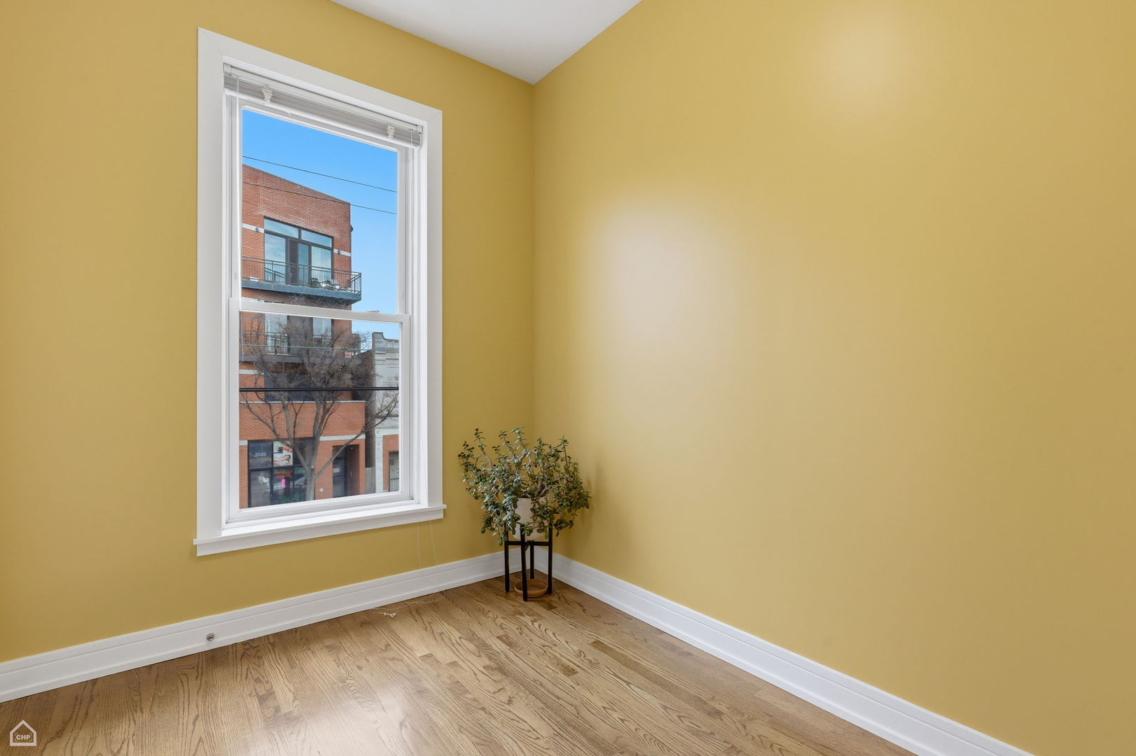 2523 W Chicago Avenue Unit: 2