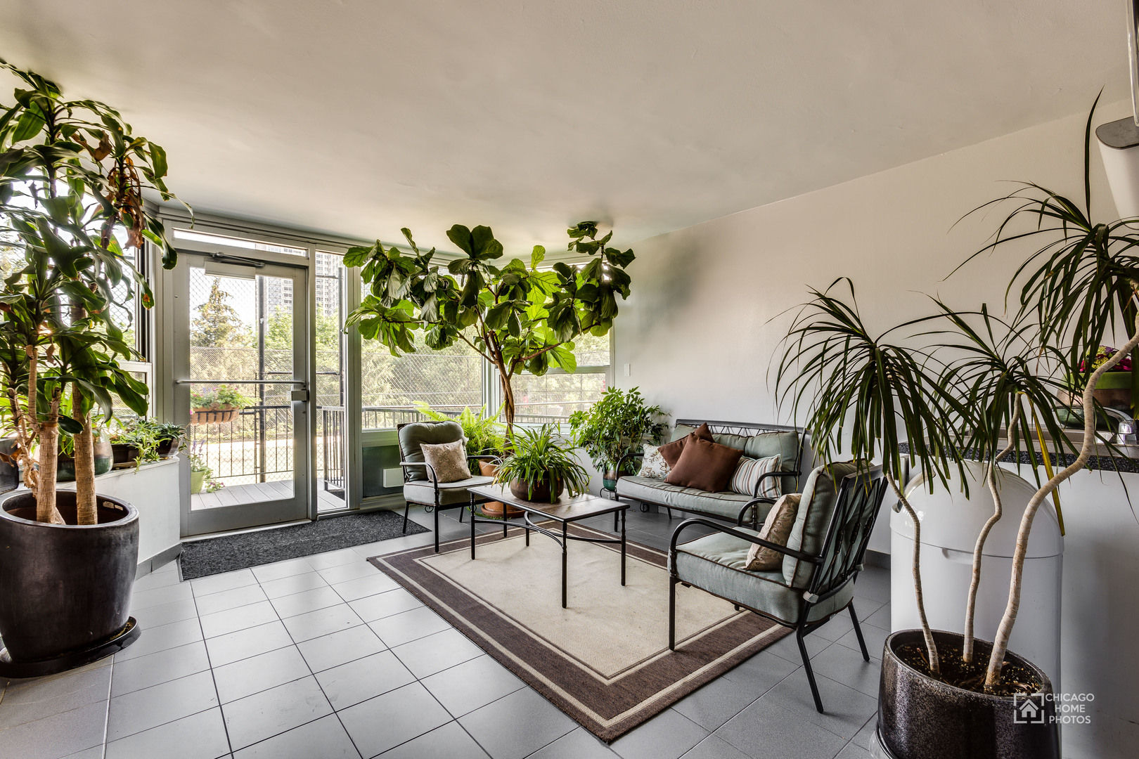 720 W Gordon Terrace Unit: 3B