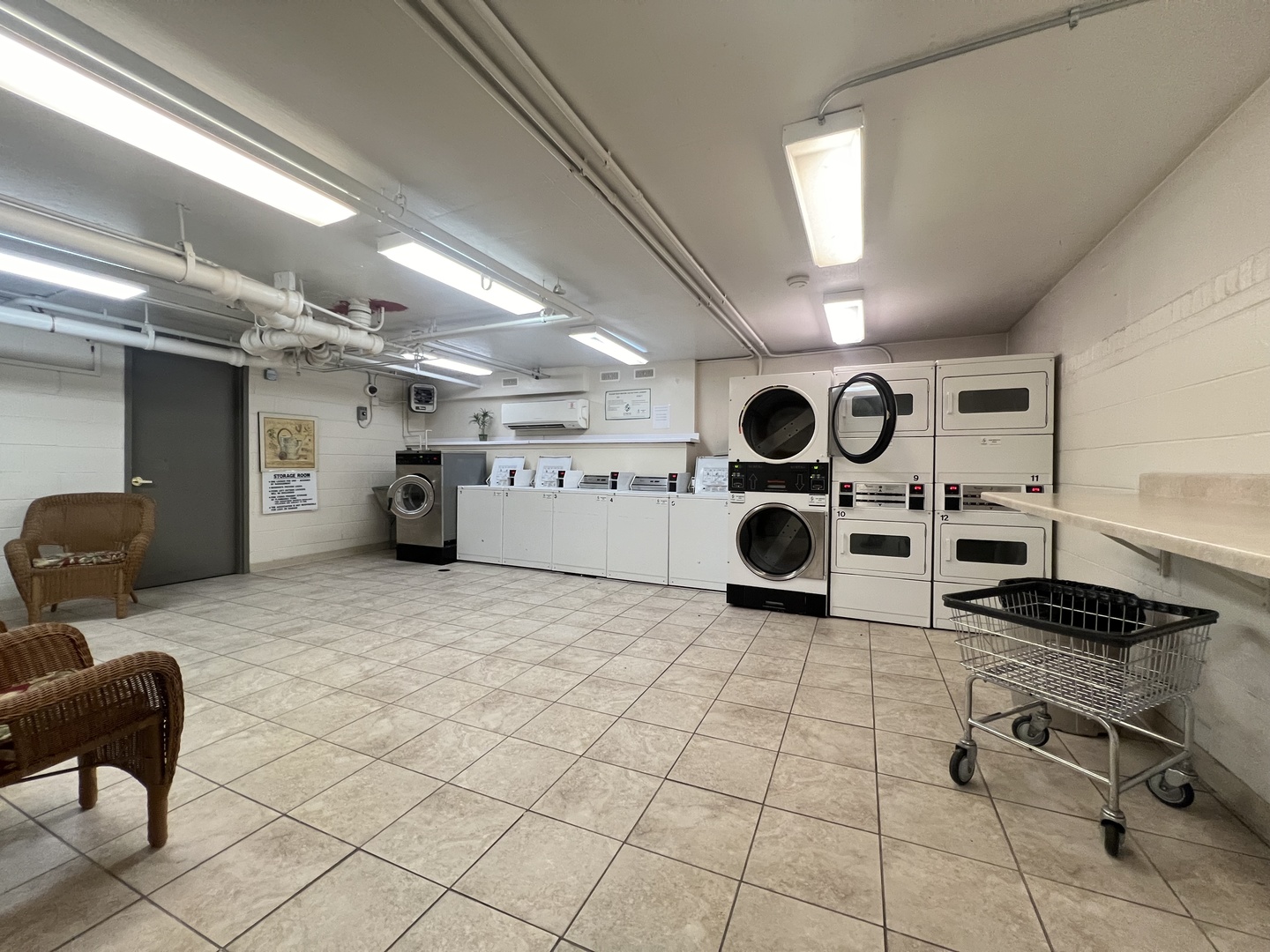 1340 N Dearborn Street Unit: 7B