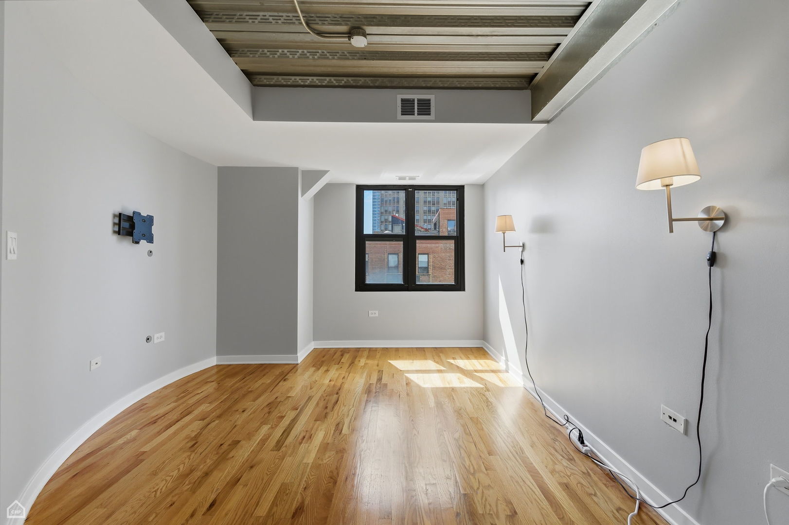 1910 S Indiana Avenue Unit: 518