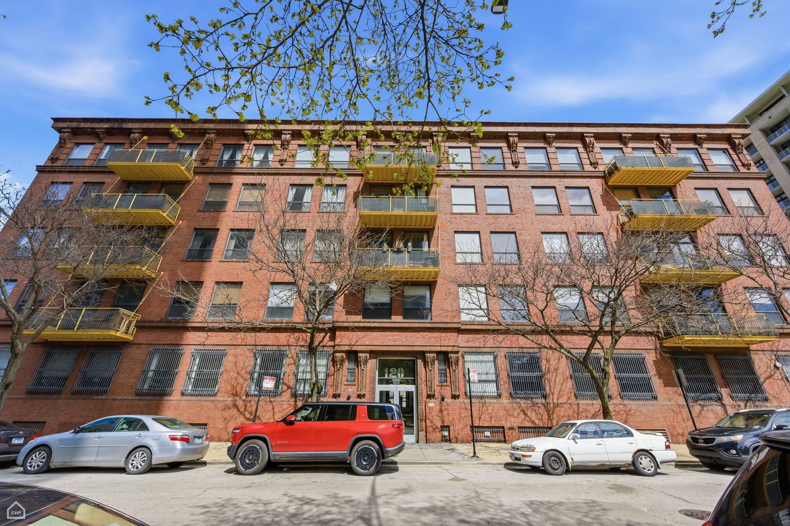 1910 S Indiana Avenue Unit: 518