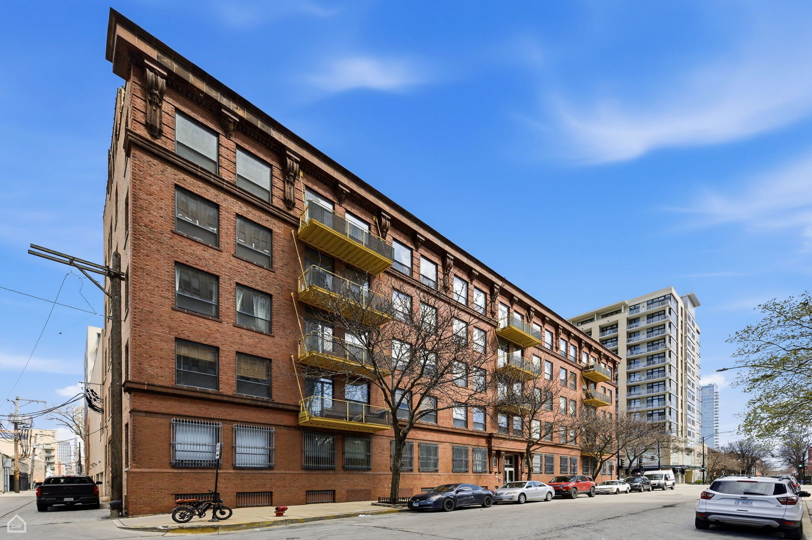 1910 S Indiana Avenue Unit: 518