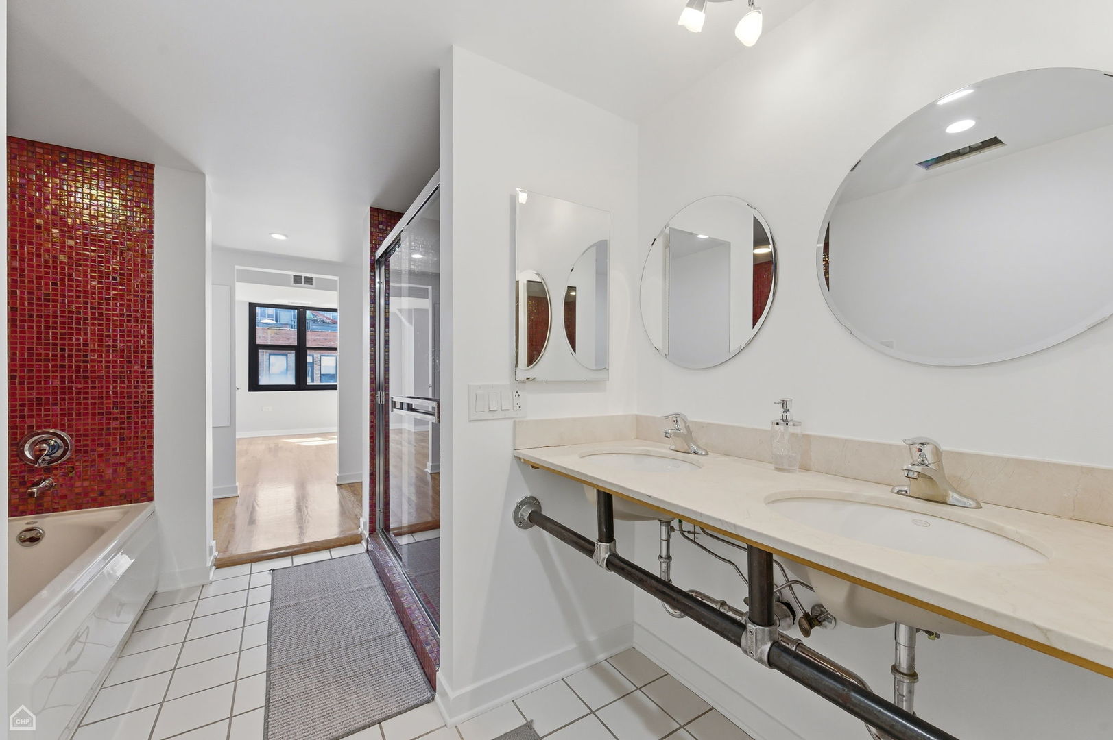 1910 S Indiana Avenue Unit: 518