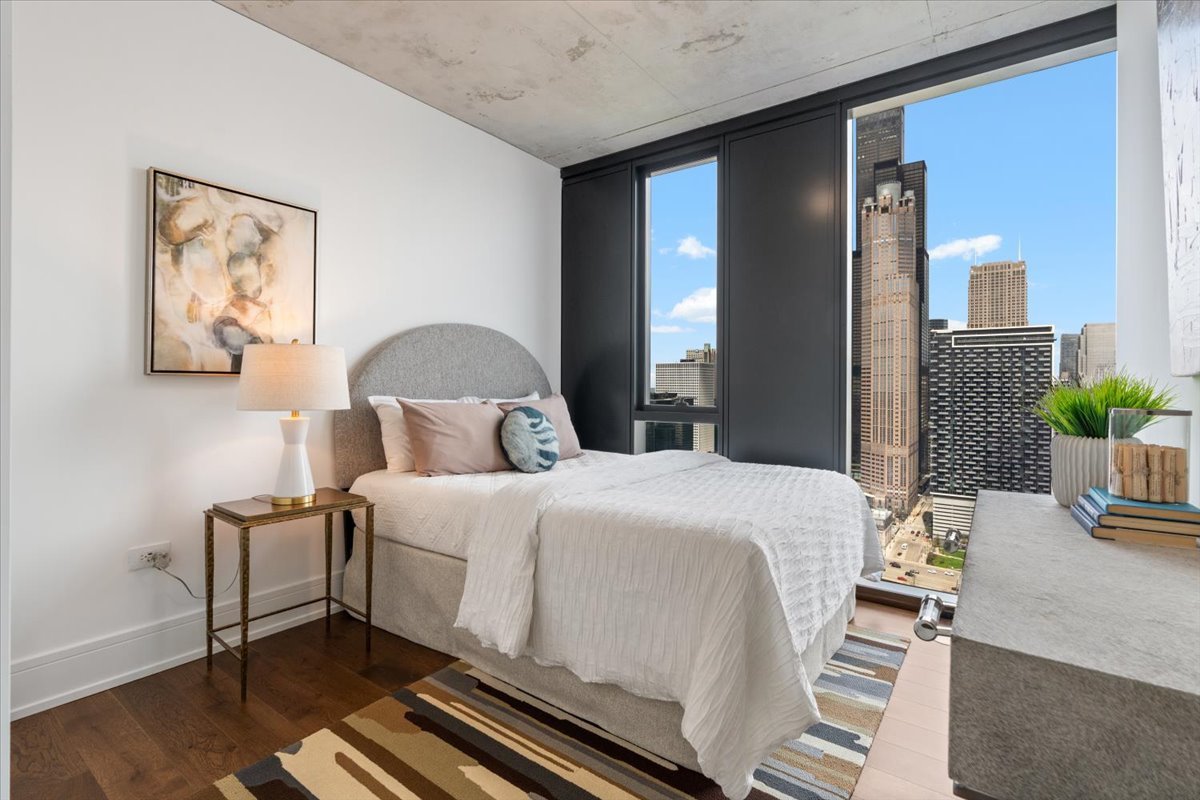 234 W Polk Street Unit: 3708