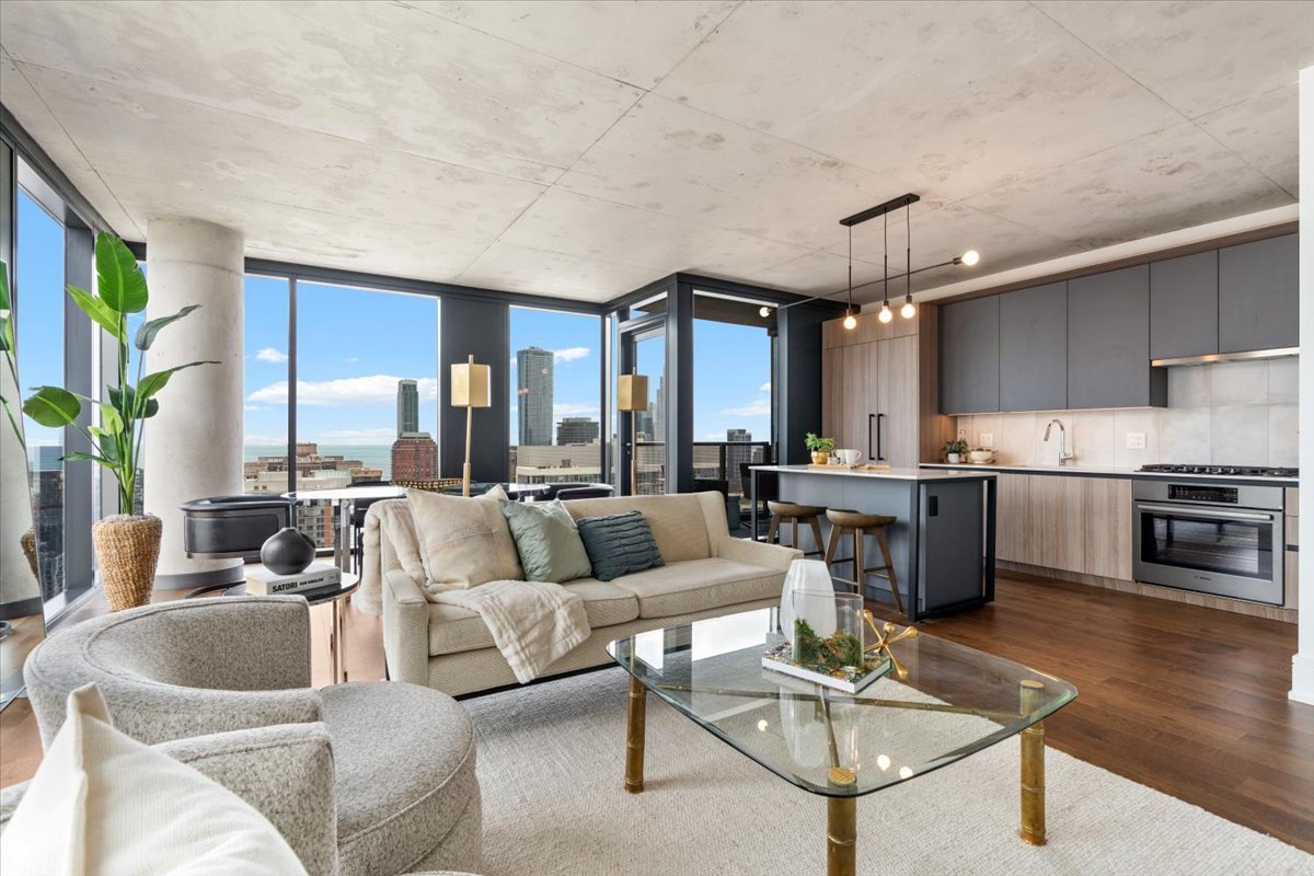 234 W Polk Street Unit: 3708