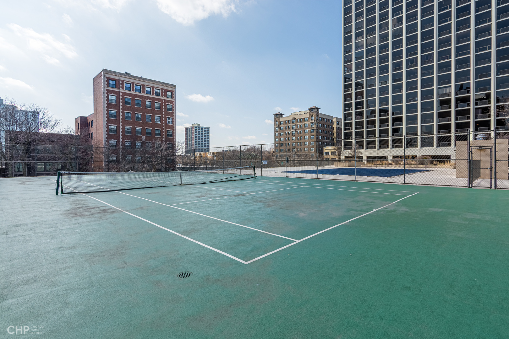 4343 N Clarendon Avenue Unit: 2201