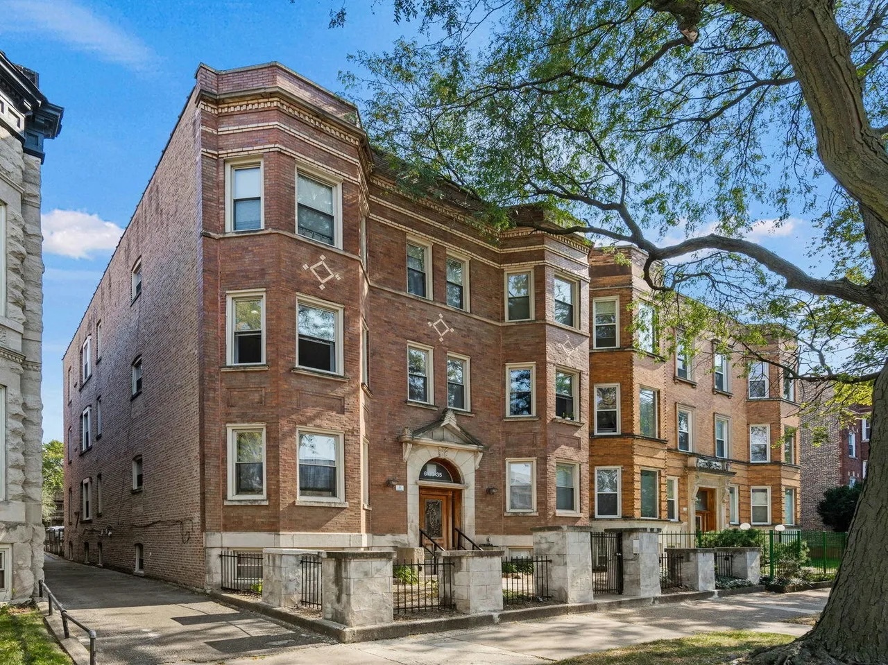 6133 S Drexel Avenue Unit: 3A