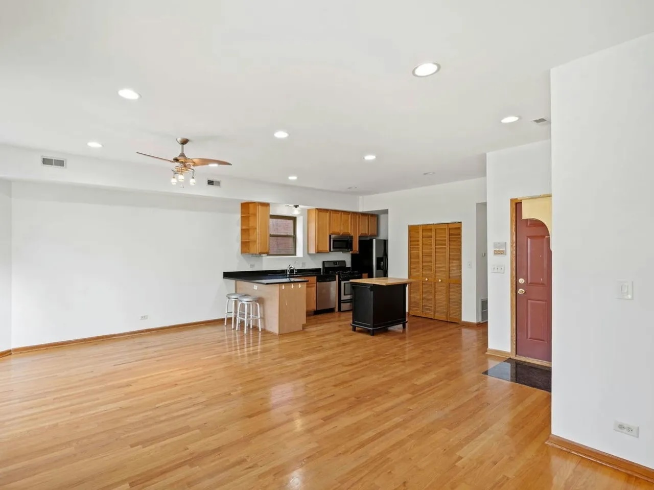 6133 S Drexel Avenue Unit: 3A