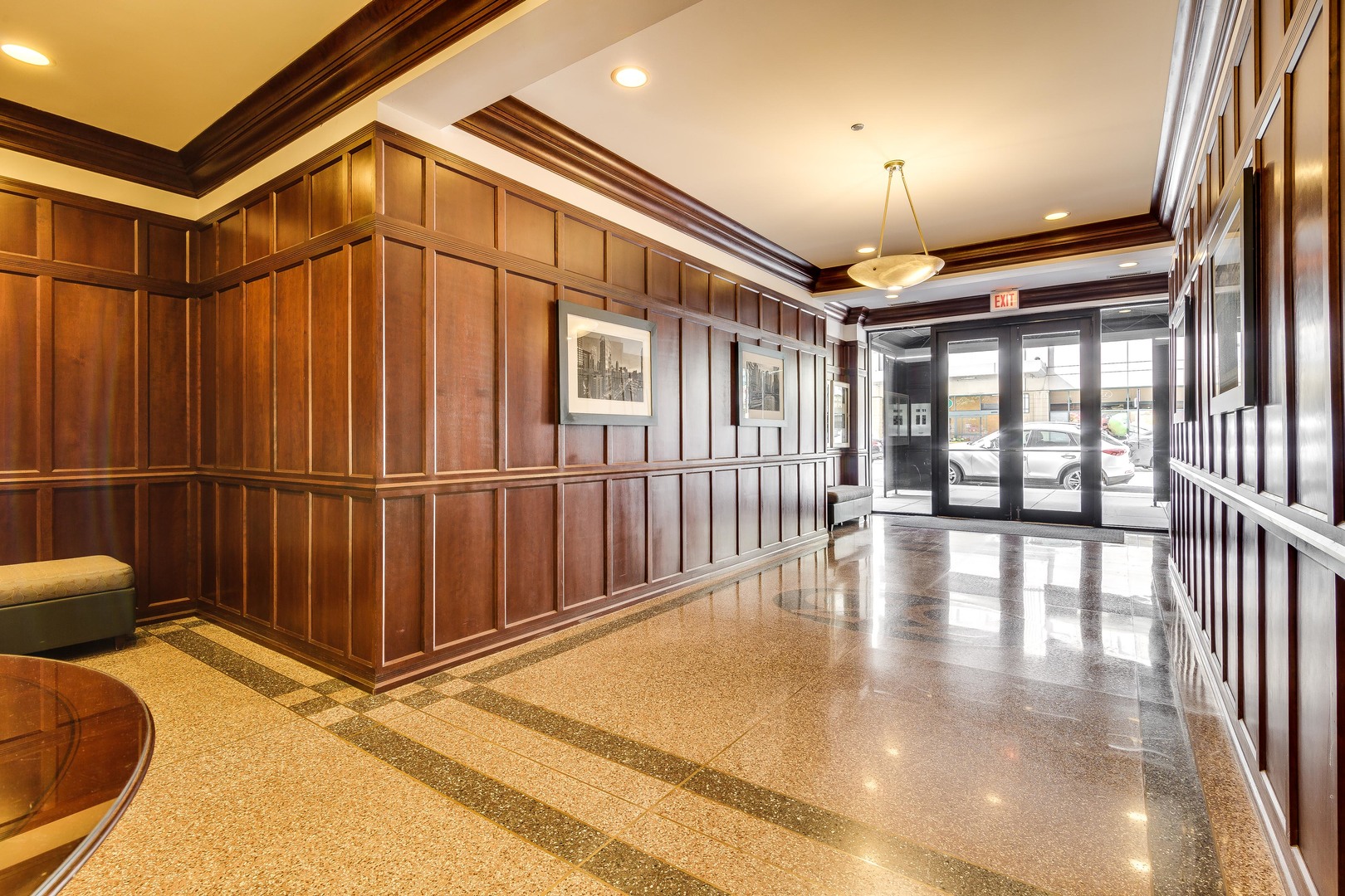 33 W Huron Street Unit: 305