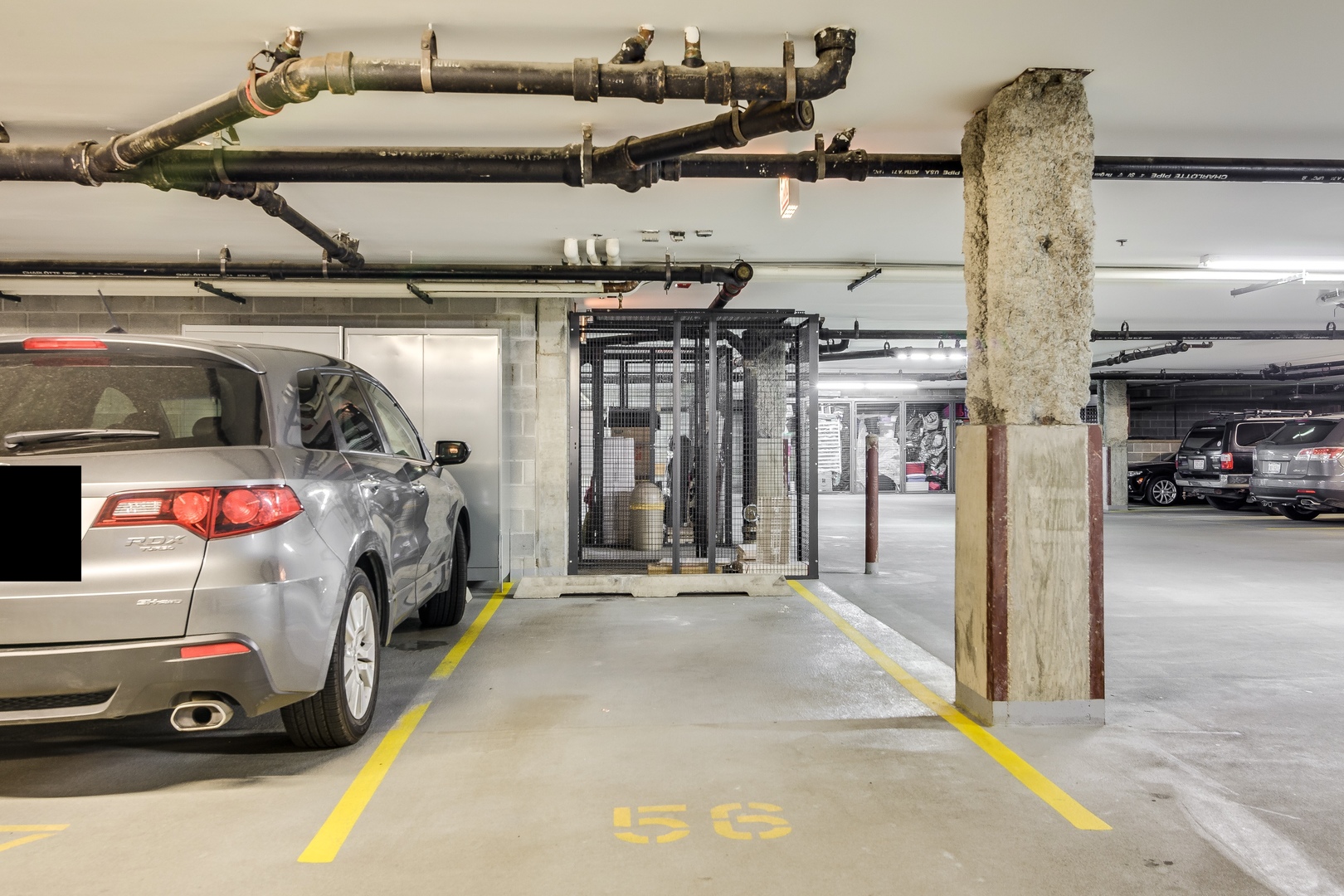 33 W Huron Street Unit: 305