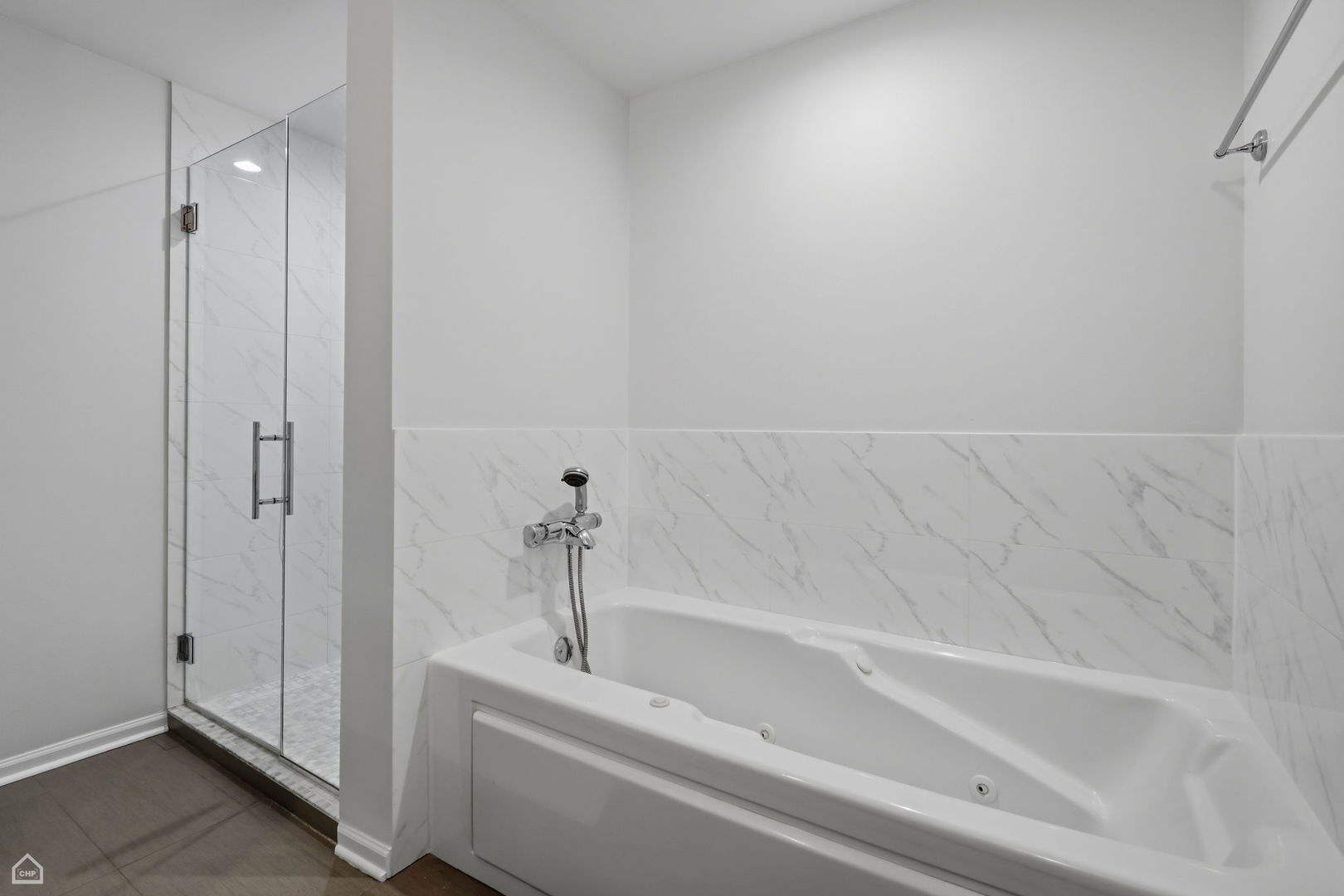 33 W Huron Street Unit: 305