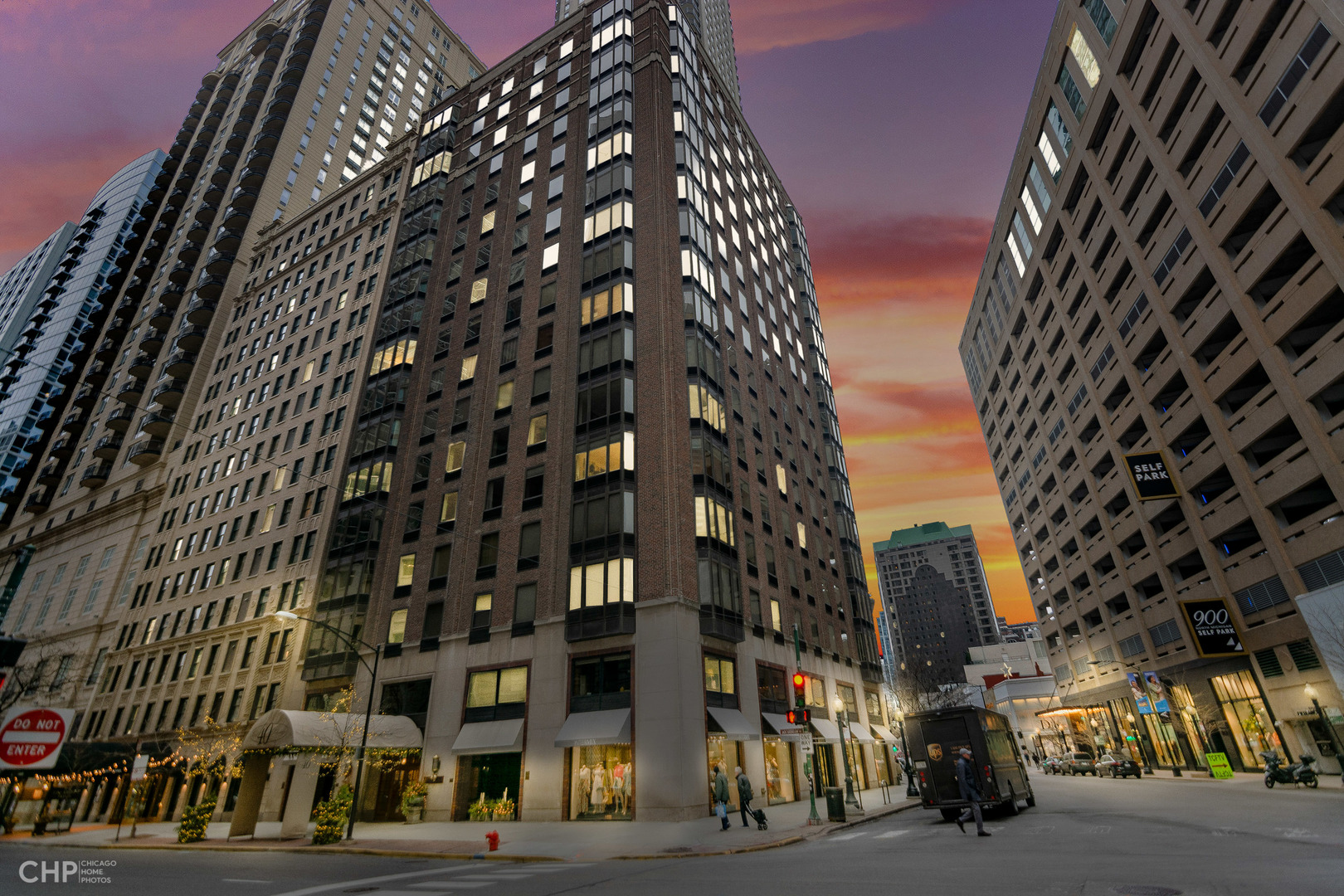 40 E Delaware Place Unit: 1204