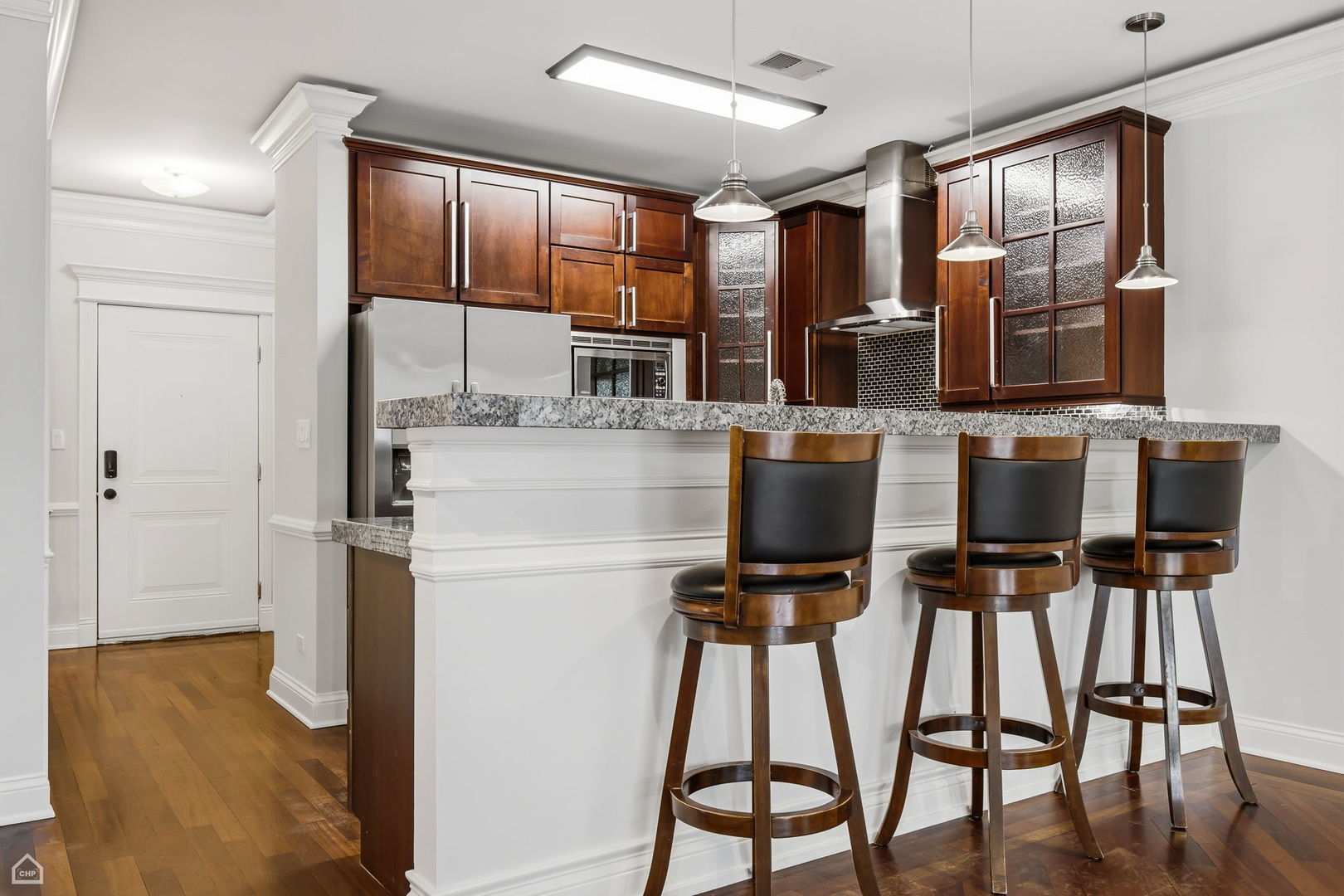 4755 N Kilbourn Avenue Unit: 2D