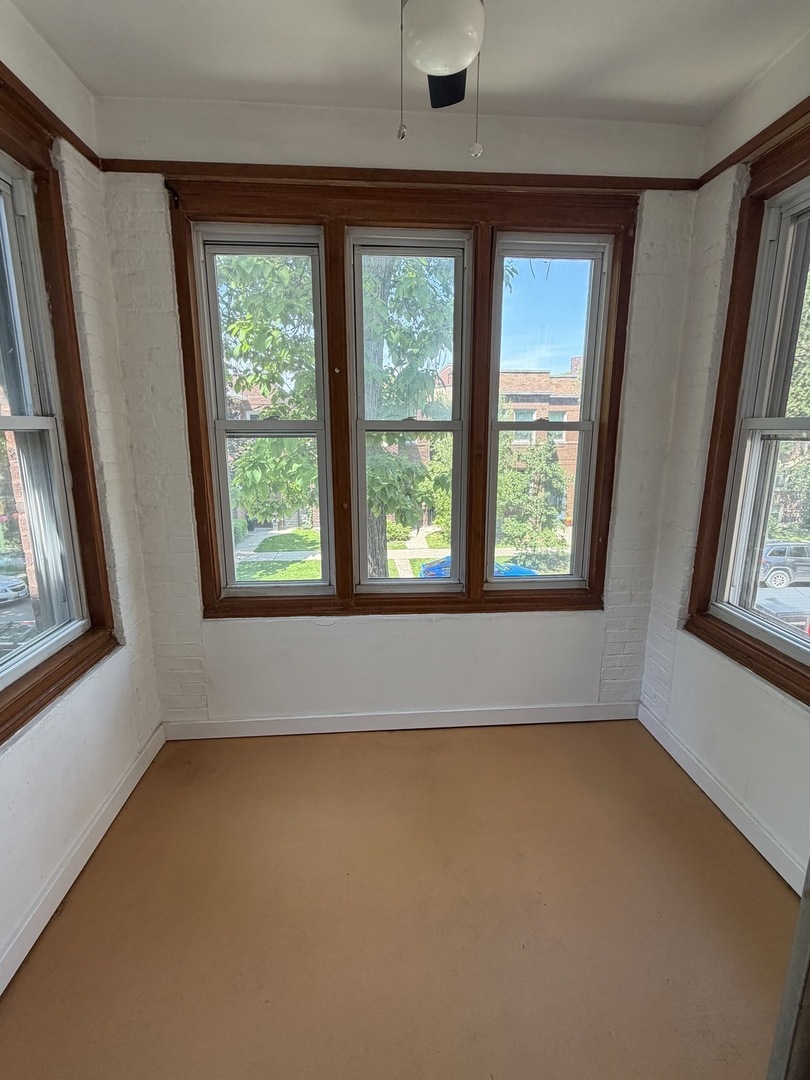 4847 N Claremont Avenue Unit: 2