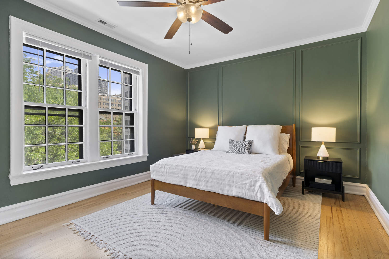 510 W Surf Street Unit: 3