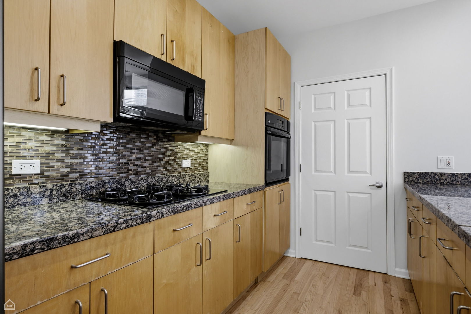 33 W Huron Street Unit: 305