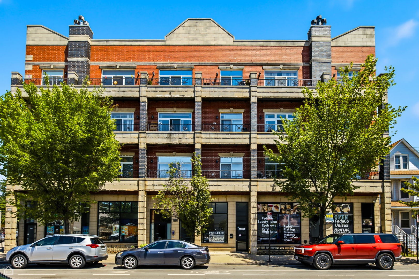 4231 N Kedzie Avenue Unit: 2-F
