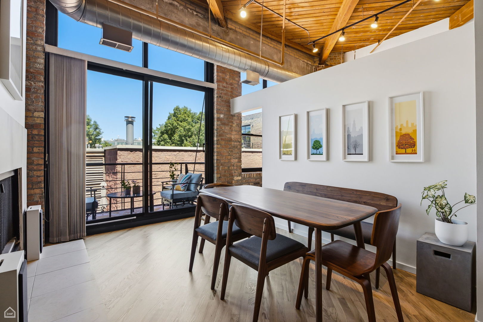 2300 W Wabansia Avenue Unit: 337