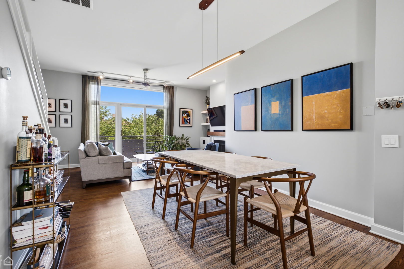 645 W Surf Street Unit: A4