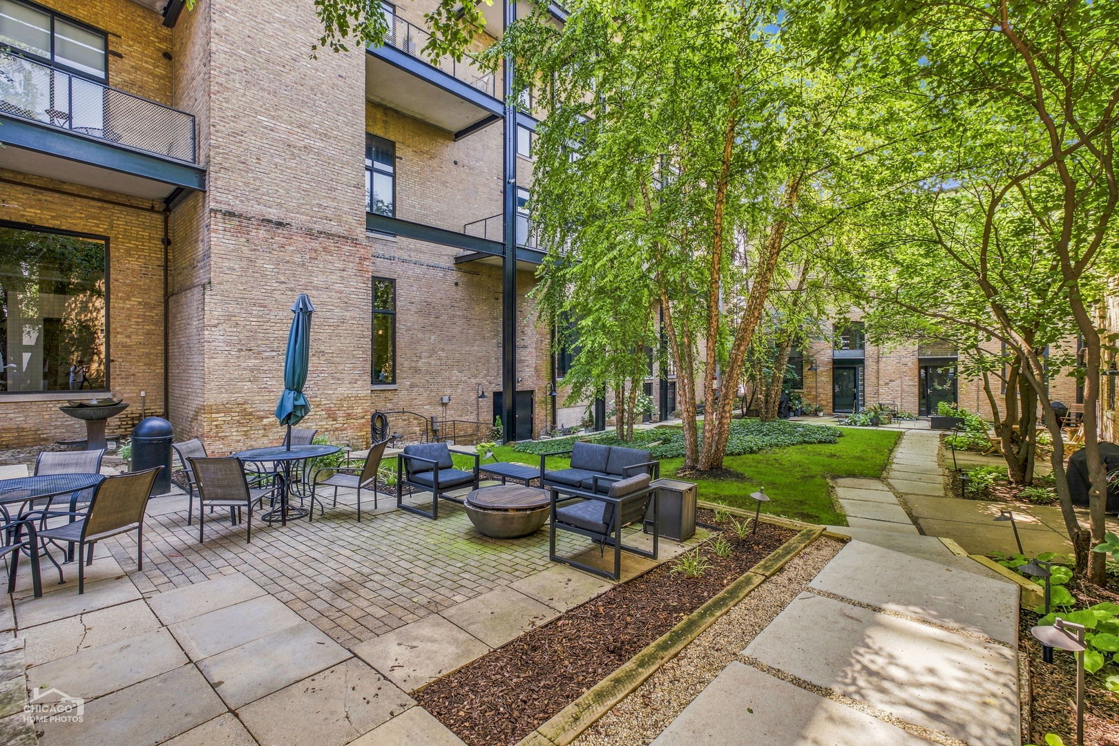1872 N Clybourn Avenue Unit: 407