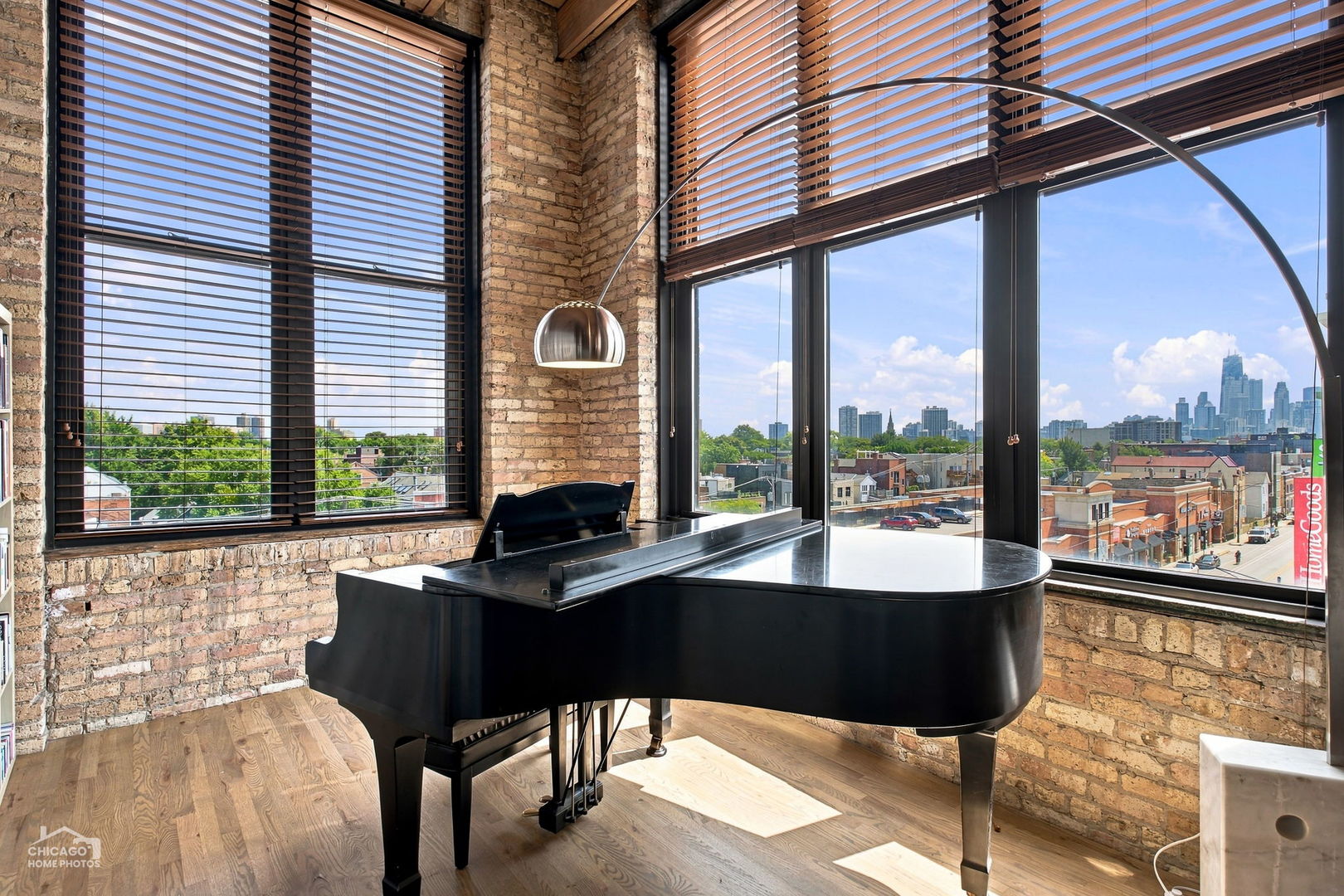 1872 N Clybourn Avenue Unit: 407